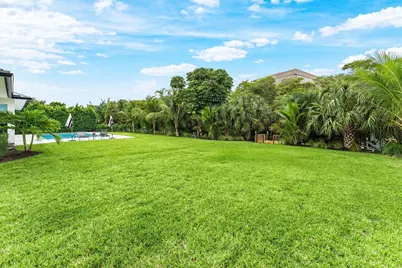 11823 Lake Shore Place, Juno Beach, FL 33408 - Photo 63