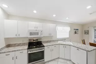 6648 Alheli, Fort Pierce, FL 34951 - Photo 9