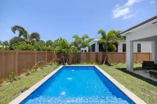 309 Cascade Ln, Palm Beach Shores, FL 33404 - Photo 49