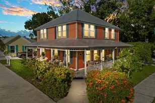 518 N 2nd St, Fort Pierce, FL 34950 - Photo 1