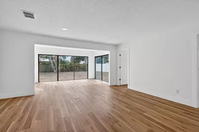 2101 SE Holland Street, Port Saint Lucie, FL 34952 - Photo 7