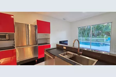 661 Lake Wellington Drive, Wellington, FL 33414 - Photo 9