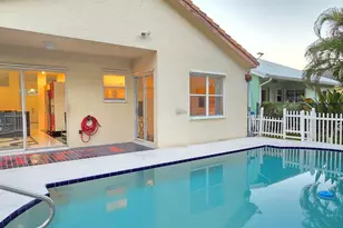 661 Lake Wellington Dr, Wellington, FL 33414 - Photo 3