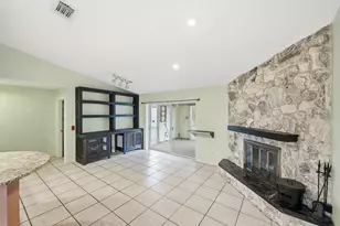 381 SW Lucero Dr, Port Saint Lucie, FL 34983 - Photo 11