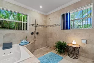 18989 SE Hillcrest Dr, Tequesta, FL 33469 - Photo 13