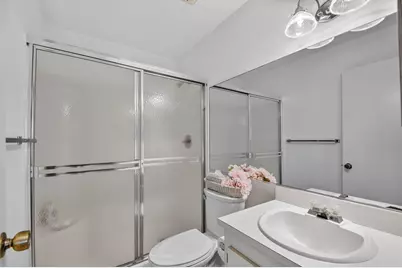 4542 Lucerne Lakes Boulevard E #202, Lake Worth, FL 33467 - Photo 17