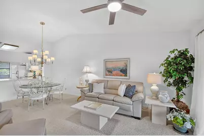 4542 Lucerne Lakes Boulevard E #202, Lake Worth, FL 33467 - Photo 13