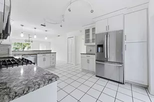 6130 Blue Grass Cir, Greenacres, FL 33463 - Photo 5