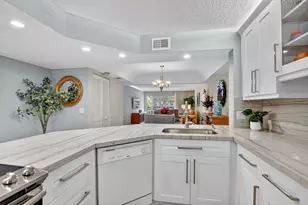 23345 Carolwood Ln Ln, Boca Raton, FL 33428 - Photo 3