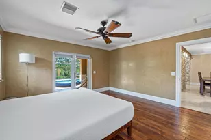 870 NW 7th St, Boca Raton, FL 33486 - Photo 23