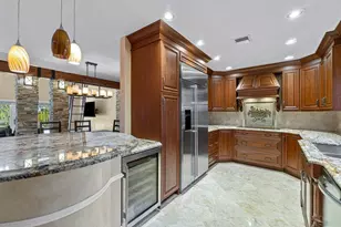 870 NW 7th St, Boca Raton, FL 33486 - Photo 9