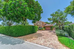 870 NW 7th St, Boca Raton, FL 33486 - Photo 5