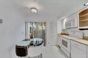 7844 La Mirada Dr, Boca Raton, FL 33433 - Photo 9