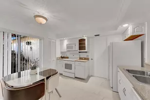 7844 La Mirada Dr, Boca Raton, FL 33433 - Photo 7