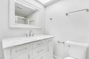 1200 SE Parkview Pl, Stuart, FL 34994 - Photo 11