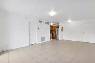 2970 NE 16th Ave, Oakland Park, FL 33334 - Photo 9