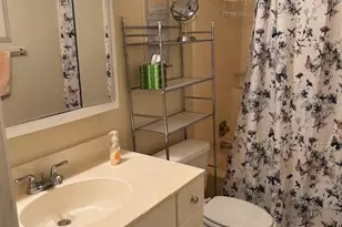 221 Lake Meryl Dr, West Palm Beach, FL 33411 - Photo 11