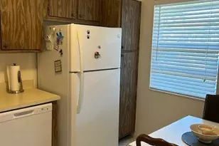 221 Lake Meryl Dr, West Palm Beach, FL 33411 - Photo 3