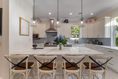 1002 SE Riverside Drive, Stuart, FL 34996 - Photo 9