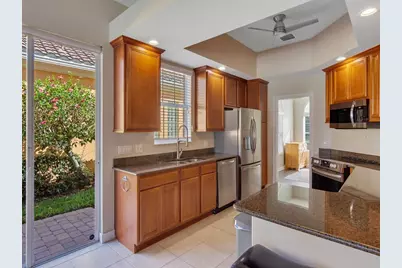 5250 Eleuthra Circle, Vero Beach, FL 32967 - Photo 11