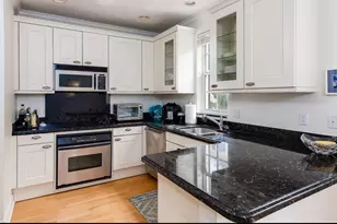 338 Tuxedo Ln, West Palm Beach, FL 33401 - Photo 3