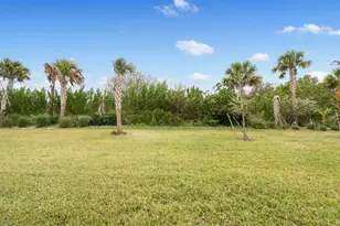 271 Raspberry Rd, Fort Pierce, FL 34981 - Photo 23