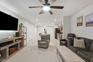 271 Raspberry Rd, Fort Pierce, FL 34981 - Photo 5