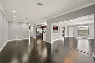 3670 NW 78th Ln, Coral Springs, FL 33065 - Photo 11