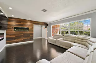 3670 NW 78th Ln, Coral Springs, FL 33065 - Photo 5