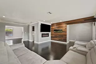 3670 NW 78th Ln, Coral Springs, FL 33065 - Photo 7