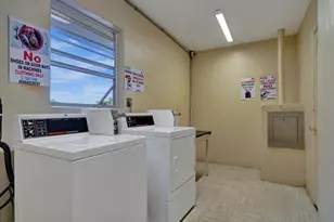 5041 W Oakland Park Blvd, Lauderdale Lakes, FL 33313 - Photo 13