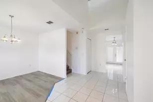 981 SW McElroy Ave, Port Saint Lucie, FL 34984 - Photo 7