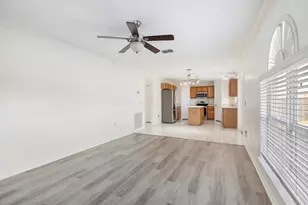 981 SW McElroy Ave, Port Saint Lucie, FL 34984 - Photo 9