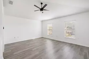 981 SW McElroy Ave, Port Saint Lucie, FL 34984 - Photo 29