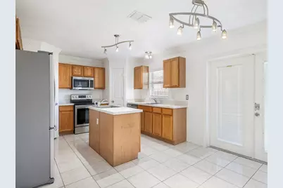 981 SW McElroy Avenue, Port Saint Lucie, FL 34984 - Photo 13