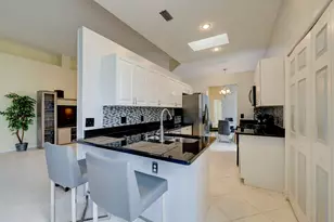 450 SW Fairway Landing, Port Saint Lucie, FL 34986 - Photo 7