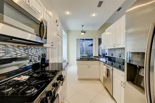 450 SW Fairway Landing, Port Saint Lucie, FL 34986 - Photo 11
