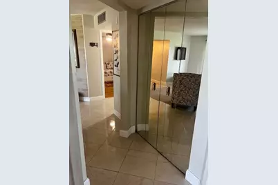 3755 Via Poinciana #304, Lake Worth, FL 33467 - Photo 19