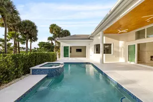 2925 SE Dune Dr, Stuart, FL 34996 - Photo 17