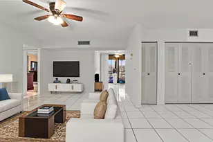 5280 Las Verdes Cir, Delray Beach, FL 33484 - Photo 5