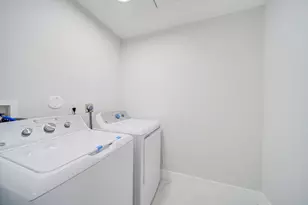 8067 Summerbreeze Ln, Boca Raton, FL 33496 - Photo 9