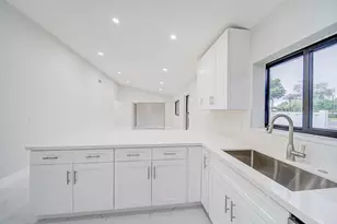 8067 Summerbreeze Ln, Boca Raton, FL 33496 - Photo 7