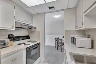 1131 SE 4th St, Boynton Beach, FL 33435 - Photo 13