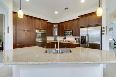 1083 Piccadilly Street, Palm Beach Gardens, FL 33418 - Photo 11