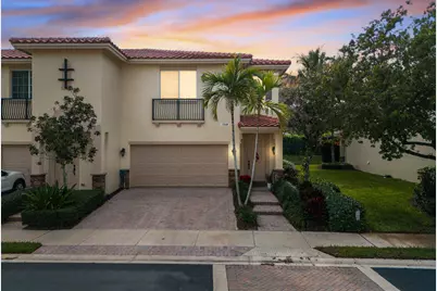 106 S Longport Circle #H, Delray Beach, FL 33444 - Photo 1