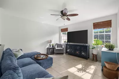 106 S Longport Circle #H, Delray Beach, FL 33444 - Photo 11