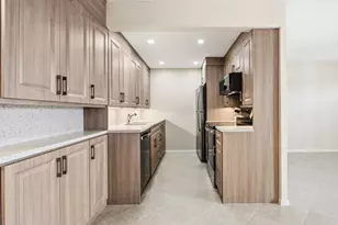 4067 Yarmouth D, Boca Raton, FL 33434 - Photo 5