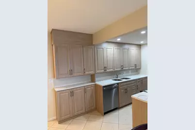4067 Yarmouth D, Boca Raton, FL 33434 - Photo 11