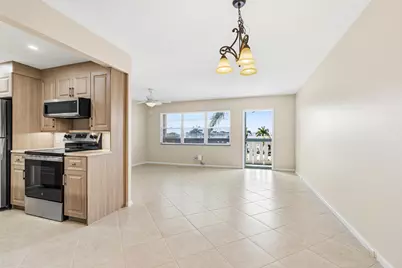 4067 Yarmouth D, Boca Raton, FL 33434 - Photo 3