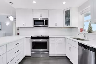 52 Yacht Club Dr, North Palm Beach, FL 33408 - Photo 7